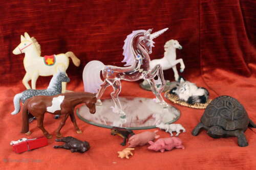 Hermosa colección de figuras de animales unicornio caballos tortuga gato - Imagen 1 de 12