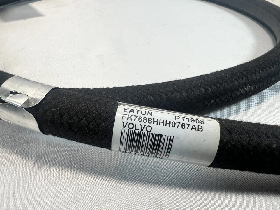 VOLVO OIL HOSE ASSEMBLY 12.7mm (1/2) H35110 22188999 OEM BRAND NEW Eaton Fuller - Image 3 of 3