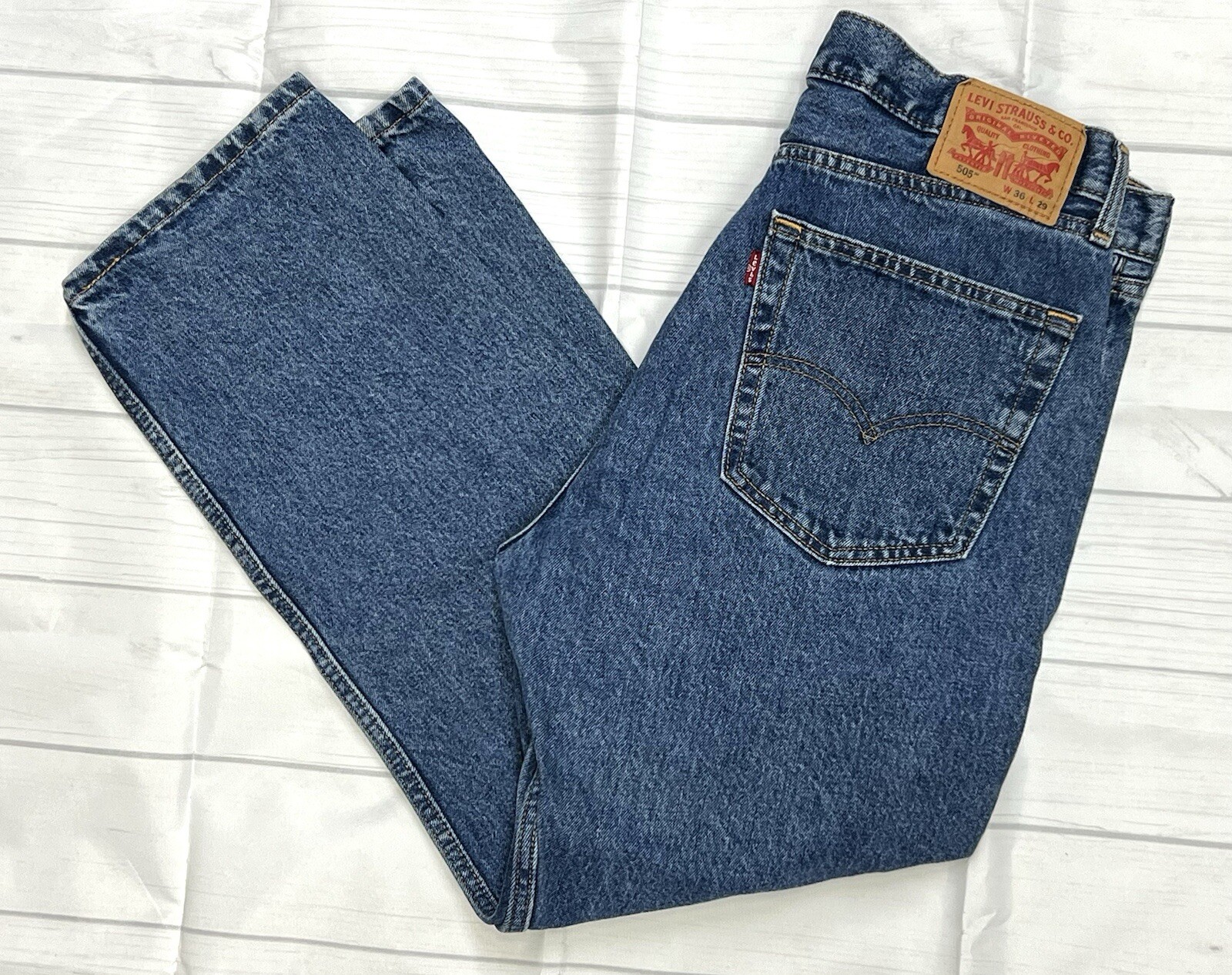 Men Levi's 505 Medium Stonewash 36x29 Regular Fit Straight Leg Denim Blue Jeans