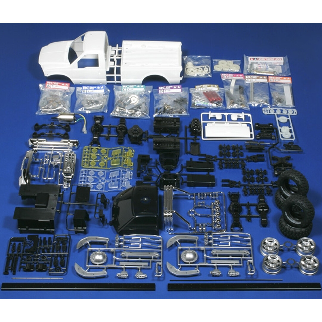 NEW Tamiya RC 1/10 Ford F350 High-Lift 4x4 Pick Up Truck Kit