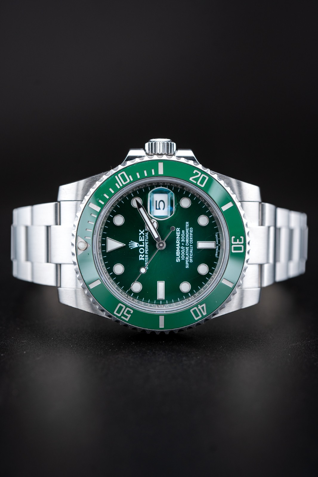 Rolex Submariner “Hulk” Bezel Ref