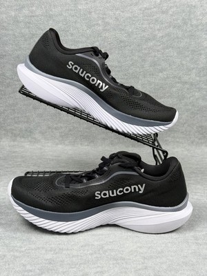 Saucony Kinvara 15 Sneakers Mens 7.5 Black White Running Sneakers Comfort