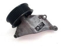 17 JAGUAR  F-PACE ENGINE LOWER BELT IDLER PULLEY BRACKET W/PULLEY  DW938A610AA