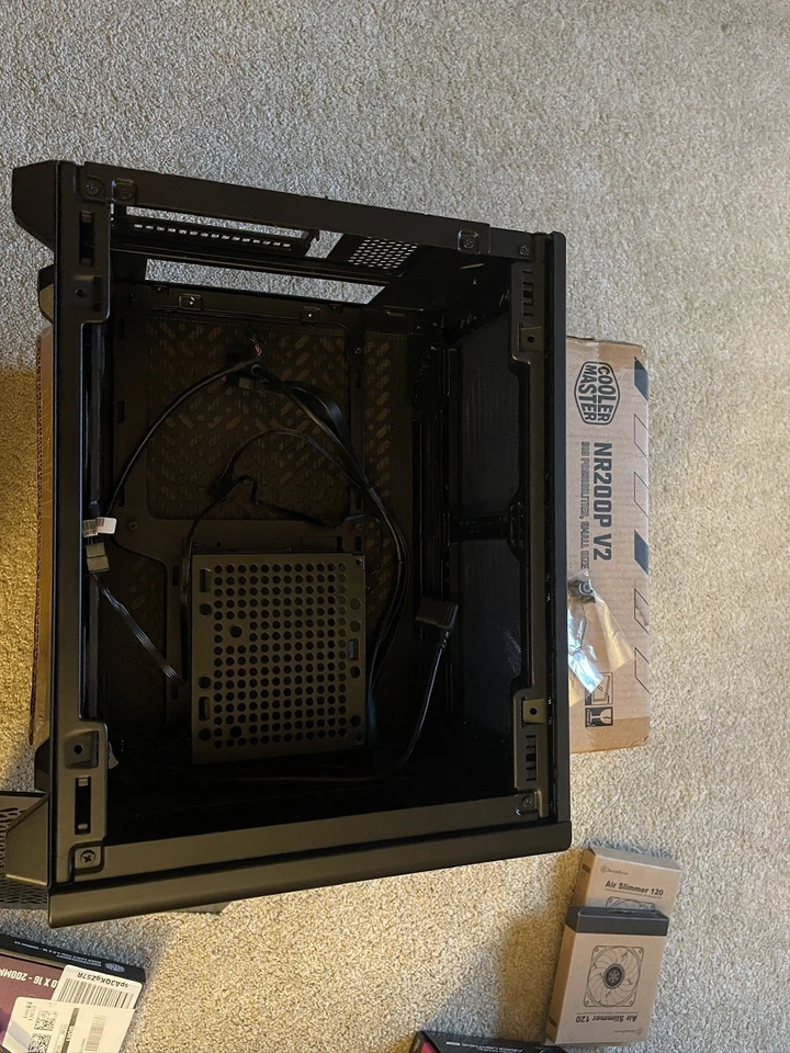 Cooler Master NR200P V2 with 2 slim fans and a 200mm riser - Image 4 of 4