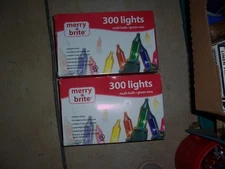 CHRISTMAS LIGHT SETS - NEW - MERRY BRITE  300ct