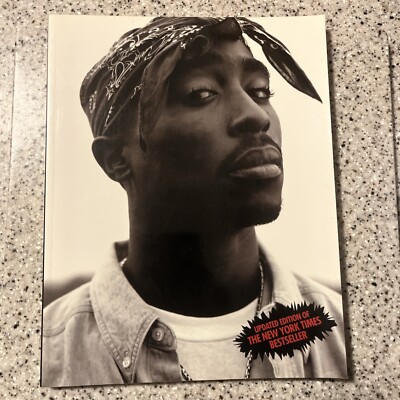 TUPAC.SHAKUR  ビデオ Book Review: 'Tupac Shakur: The Authorized Biography,' by