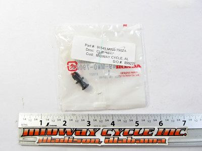 HONDA 04 - 24 CBR1000RR NOS OEM PANEL FIXING CLIP 91549-MW0-790ZA