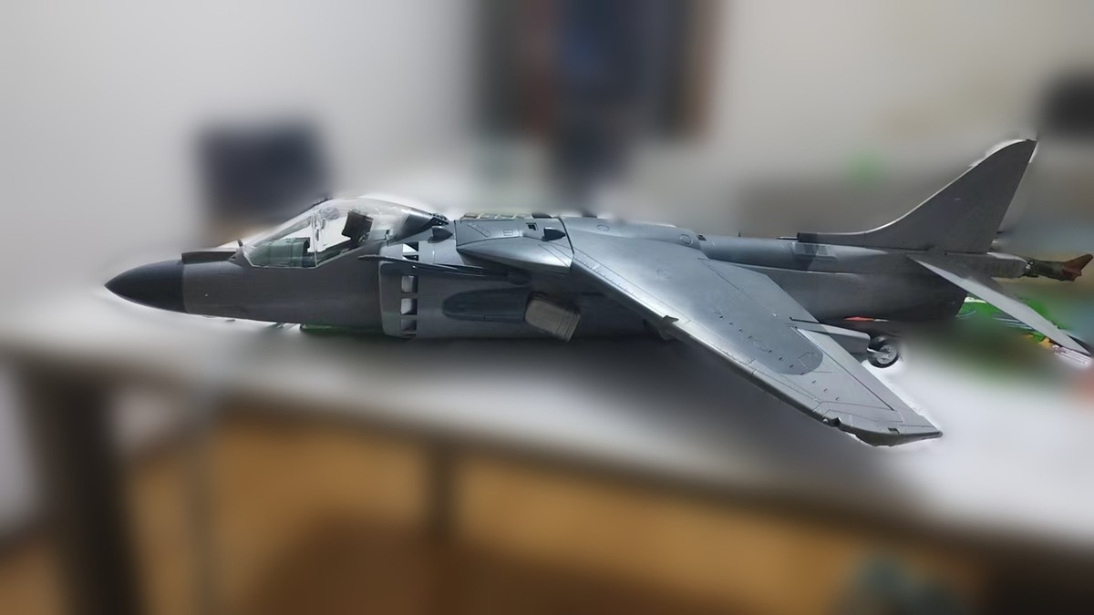 【最安値】未開封　1/18スケール　AV-8B Harrier II AV 8B Harrier II 1/18 Hobby Boss - International Scale Modeller