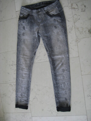 BLUE MONKEY - JEANS - GRAU MIT REPTILMUSTERUNG - GR: 26/32