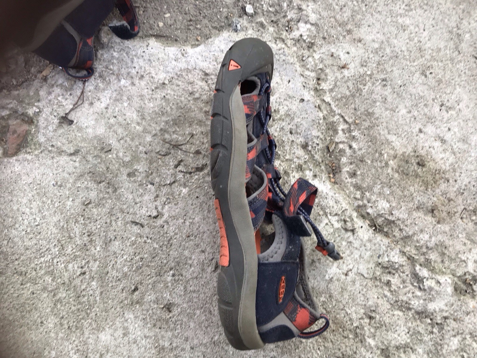 KEEN Sandali impermeabili da trekking per bambini taglia 7 US