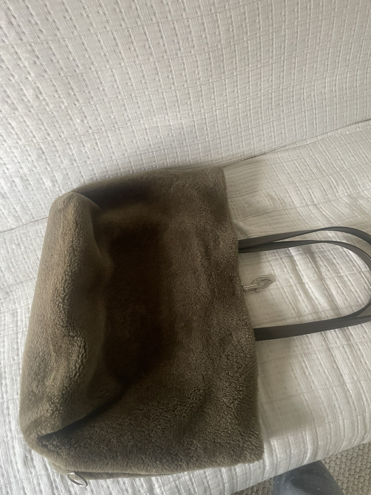 Burberry B Shield shearling Tote image 9