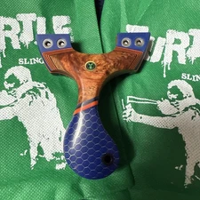 Turtle Slingshot 90mm Lexotan left hand hold