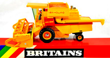 1:32 BRITAINS FARM 9575 NEW HOLLAND TR85 Combine Harvester with Work Features GC