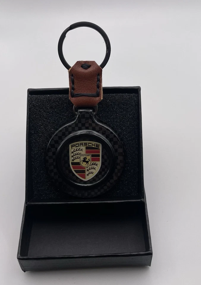 Portachiavi Porsche In Fibra Di Carbonio E Vera Pelle - Immagine 3 di 4