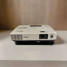 Epson PowerLite EB-1725 1725 3LCD Projector 3000 Lumens NEW Lamp