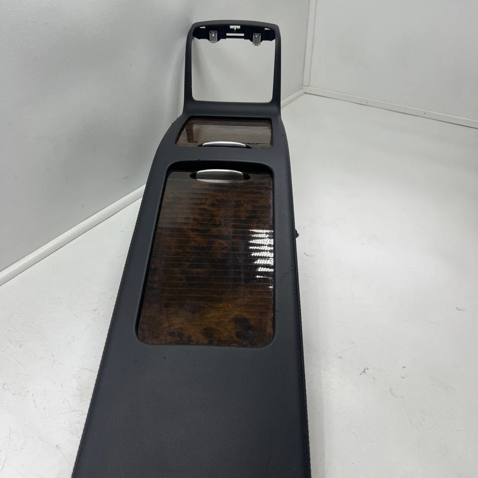 Mercedes-Benz CLS550 W218 2012-2018 consola central trasera moldura de almacenamiento OEM Foto 3 de 4