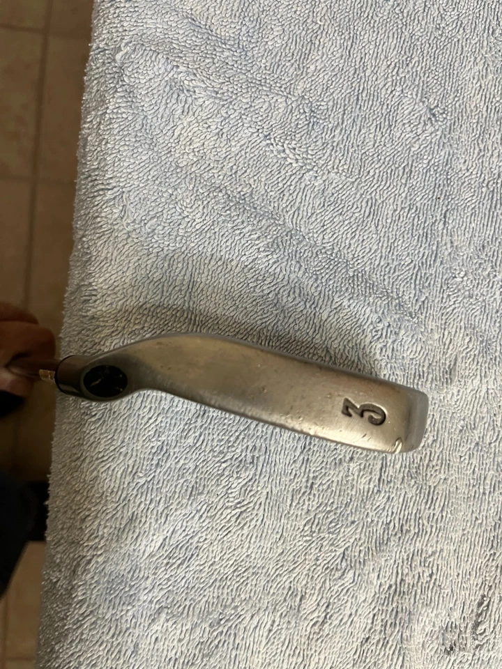 Callaway BIG BERTHA- 3 IRON- 39" RH ~ RCH-96 Reg. Shaft ~ CP2 Mid Grip-Very Good - Image 2 of 4