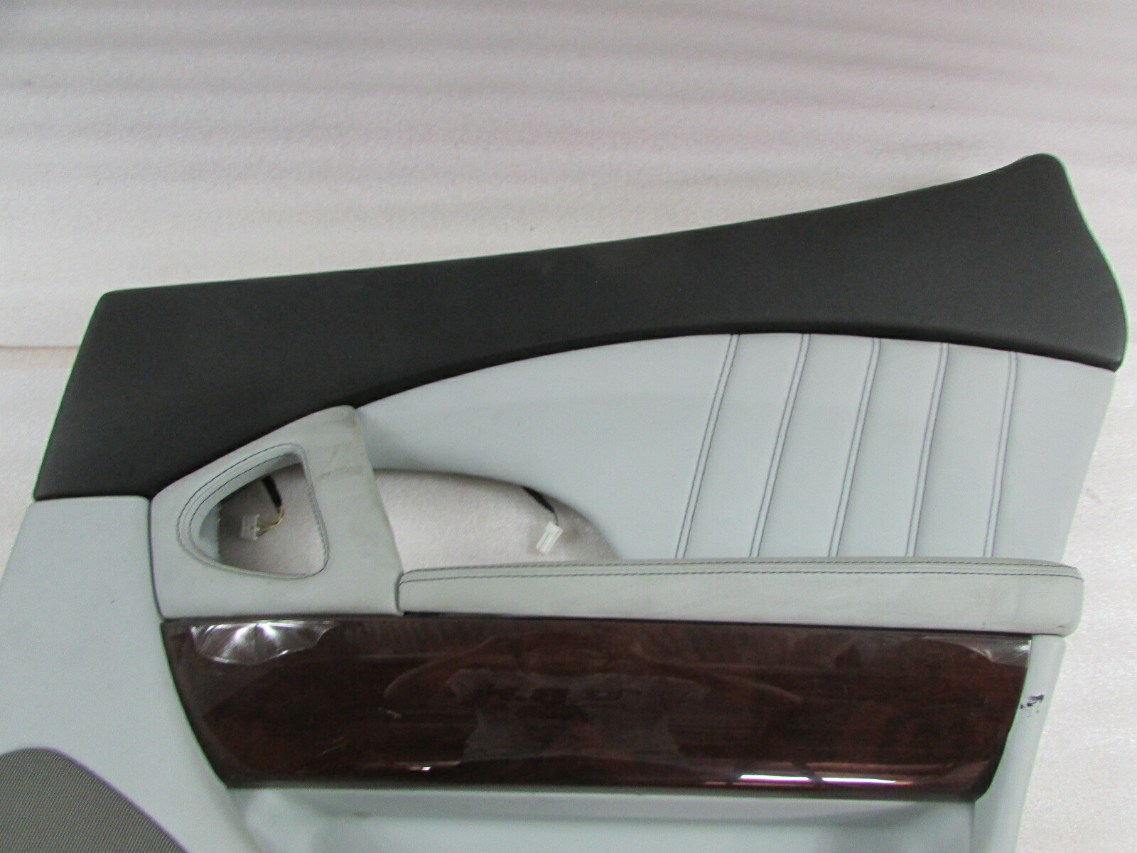 Maserati Quattroporte M139, RH Right Rear Door Trim Panel, Light Grey