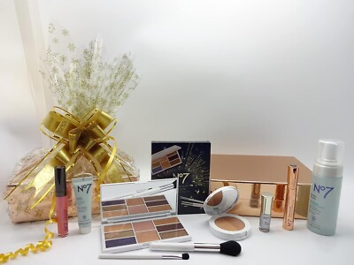 No7 Limited Edition Make Up & Skincare Geschenkbox Geschenkkorb