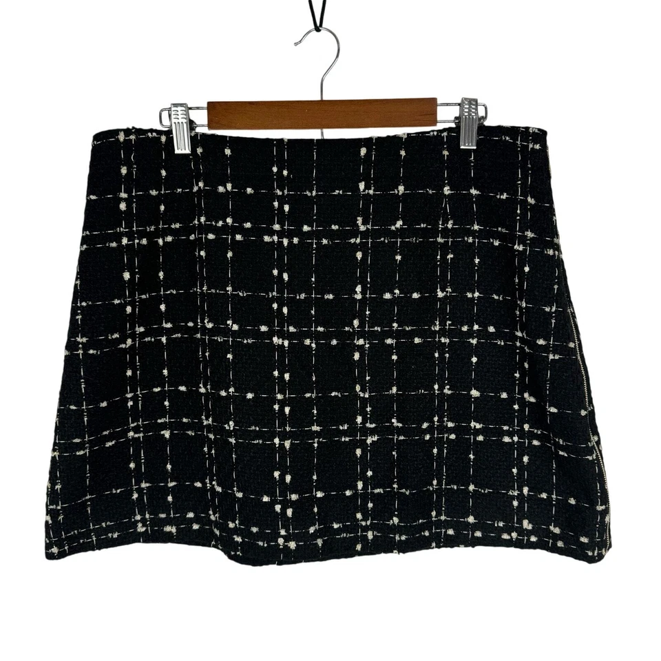 MINIFALDA TED BAKER CHELE TWEED METALIZADA EN NEGRO NUEVA CON ETIQUETAS PARA MUJER TALLA 5 US 12 Foto 2 de 4