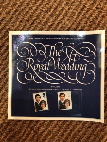 THE ROYAL WEDDING JULY 1981 POST OFFICE SOUVENIR BOOKLET AND STAMPS - Picture 2 of 5