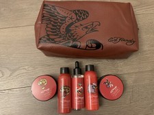ed Hardy men  s shaving kit