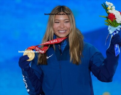 Chloe Kim Photo 8x10 Olympics 2022 USA Snowboarding Halfpipe Beijing Games