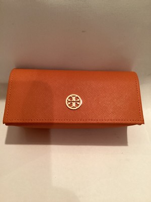 Tory Burch Glasses Case with Gold Logo Tory Burch Orange Gold Triangle Magnetic Snap Logo Sunglass  main image 4