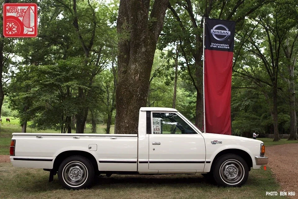 Para Nissan Datsun 720 Pickup UTE Puerta Beltline Restrip Goma Sin Ventilación Foto 2 de 4
