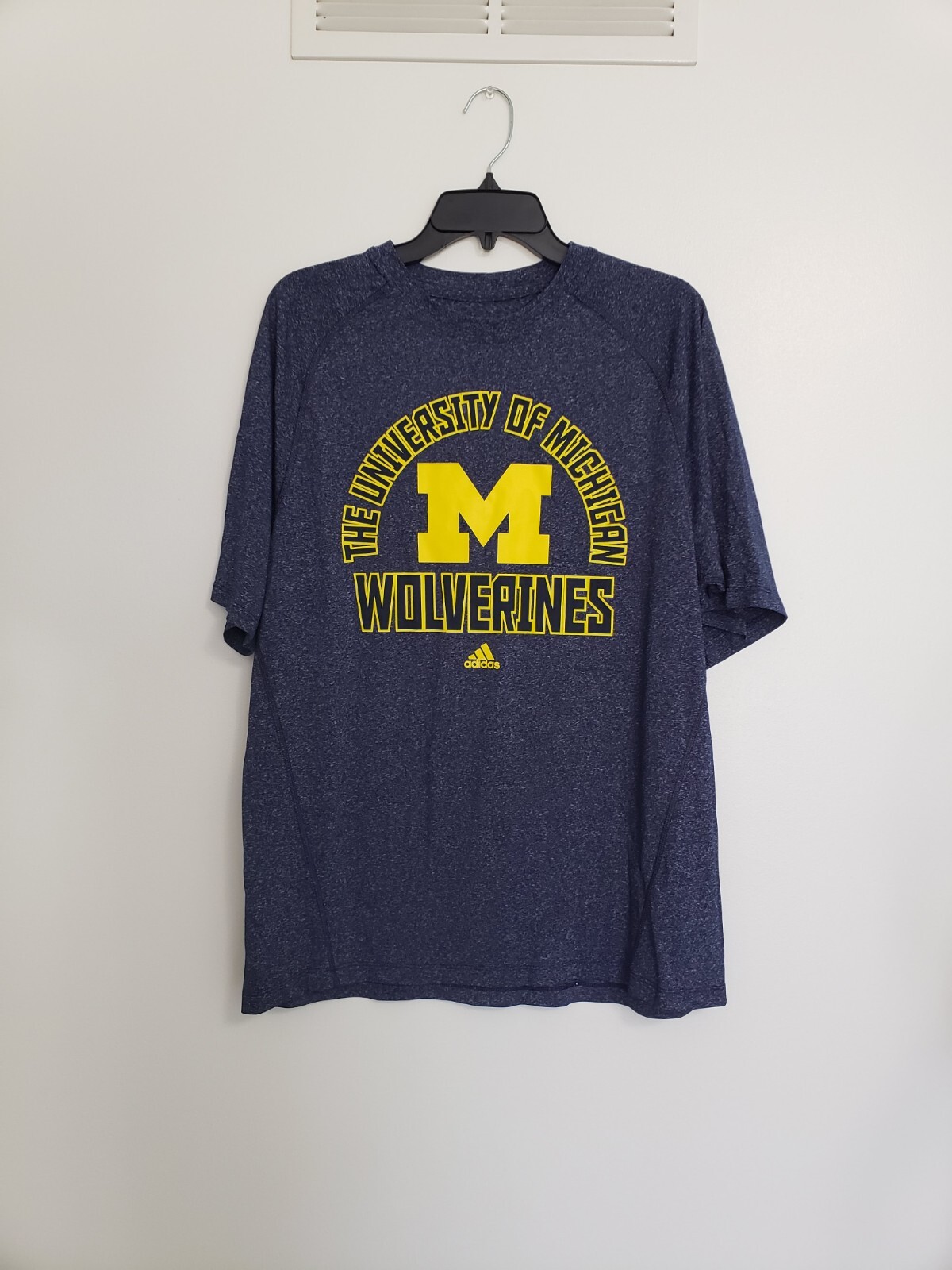 Mens Medium Adidas University of Michigan Wolverines T Shirt Blue