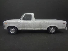 Greenlight 1973 Ford F-100 weathered barn find unrestored dirty 1:64 loose