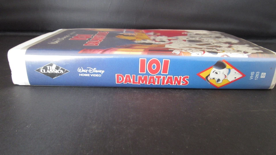 Disney 101 Dalmatians 1992 VHS Black Diamond - Image 2 of 4