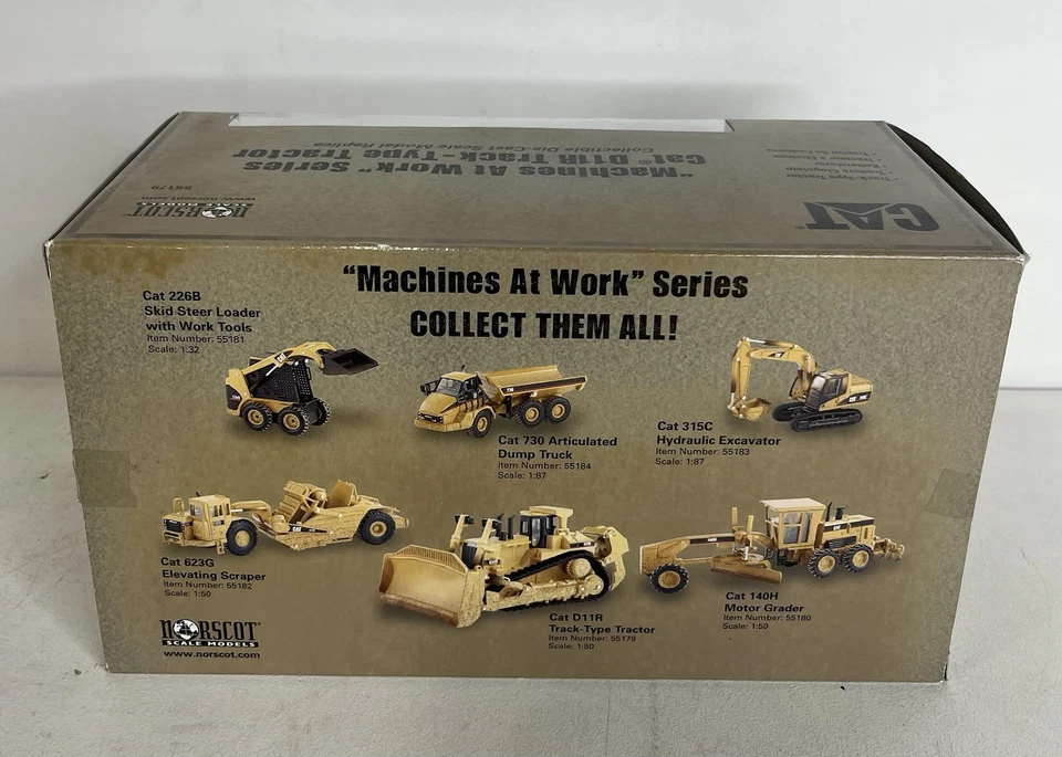 Norscot CAT D11R Track Type Tractor Machines At Work Series Die-Cast 1/50 MIB - Image 3 of 4