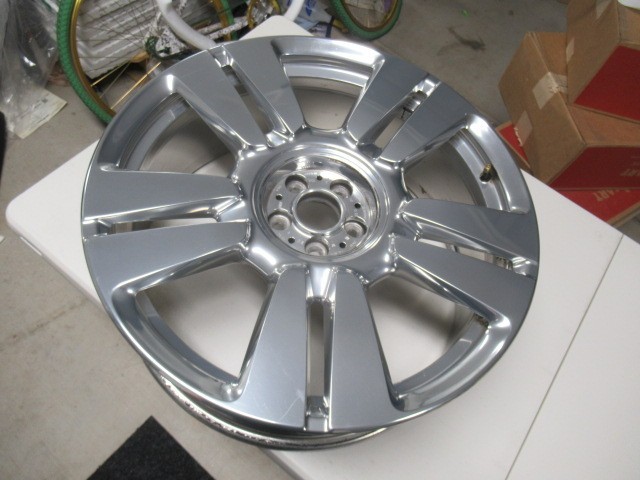ONE ROLLS ROYCE CULLINAN FRONT OEM FACTORY POLISHED 22" WHEEL RIM 22X8.5 6884710