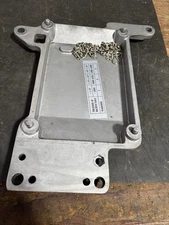 SINGER  1831U 001-5  3 THREAD  SERGER INDUSTRIAL SEWING MACHINE Table Mount Tray