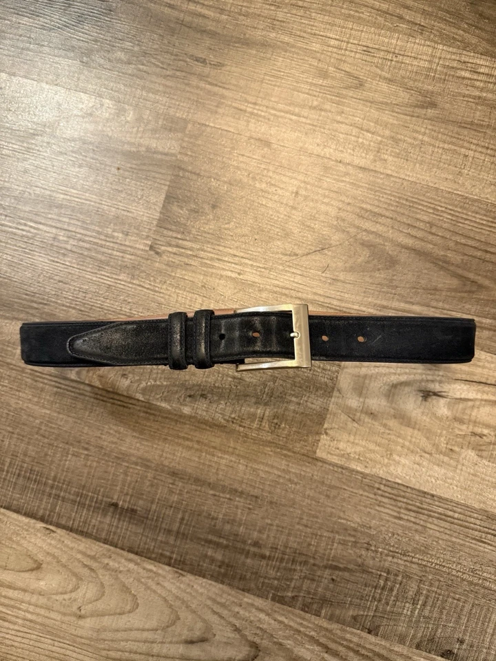 Allen Edmonds Navy Suede size 34 - Image 2 of 4