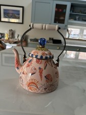 McKenzie child 2 Quart Kettle