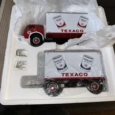 1:34 First Gear Freight Truck And 16' Trailer Auto Texaco 1953 White 3000