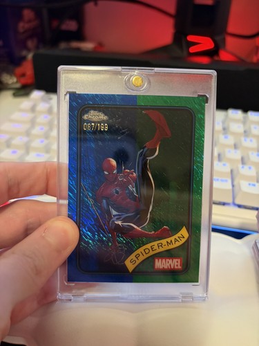 2025 Topps Chrome Marvel Spider-Man Blue Green Shimmer /199 #101