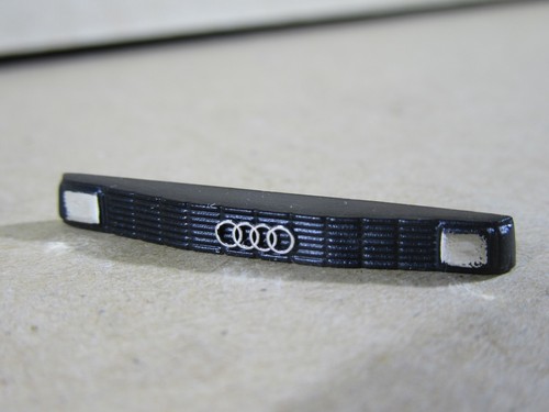 67T Conrad Alemania Parrilla Plástico Original para Audi Quattro Coupé 1:43 - 第 1/4 張圖片