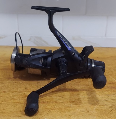 ¡COMO NUEVO! Carrete giratorio Shimano Baitrunner Aero 5000 GTE, ¡carpa ACABA DE REPARARSE! - Imagen 5 de 8