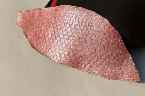 a lot of TWO Real fish leather skins Tilapia glittering Sequin - Picture 8 of 16