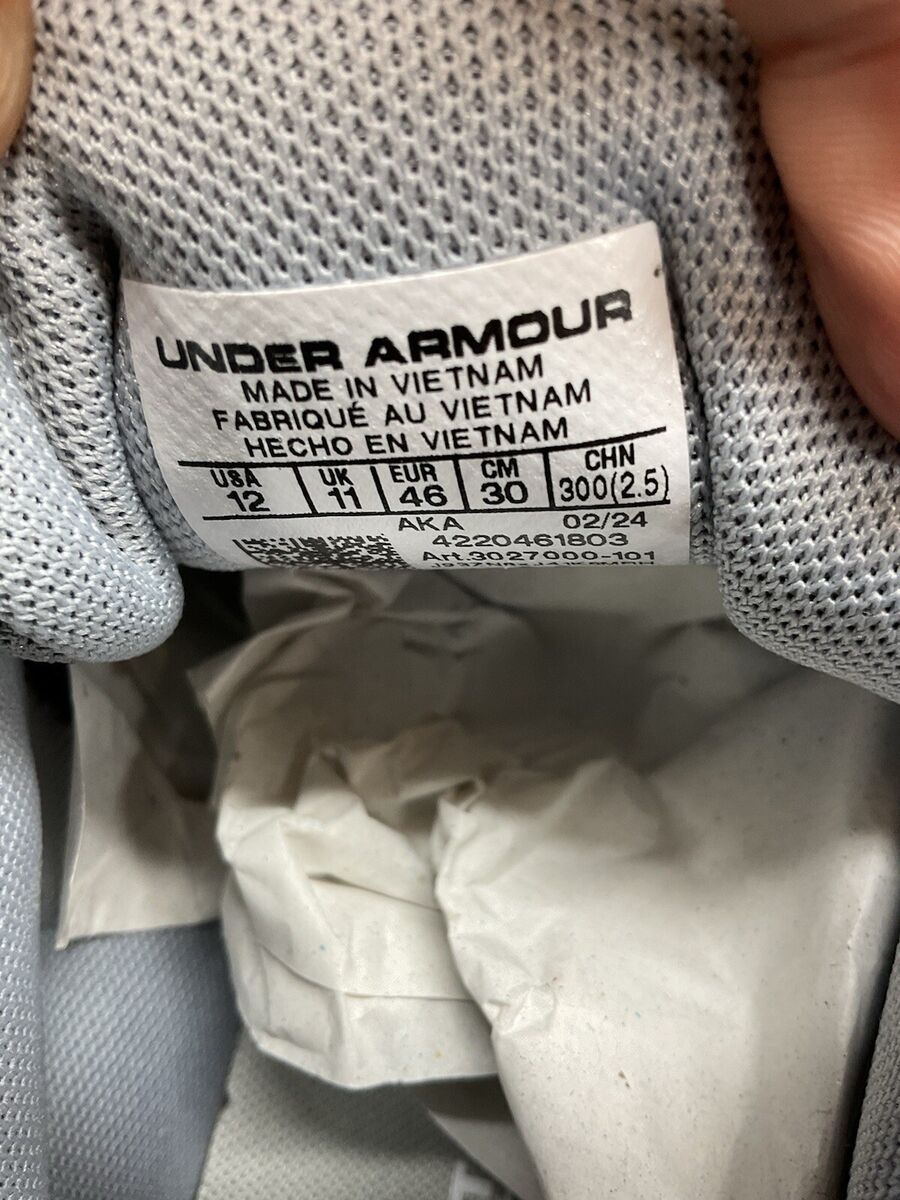 Under Armour Charged Surge 4 3027000-106 Mens Gray Athletic Under Armour Charged Surge 4 3027000-106 Mens Gray Athletic