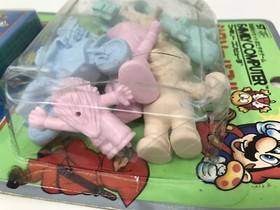 Super Mario Bros. Nintendo Family Computer Nes Keshi Figures & Cards VERY RARE 