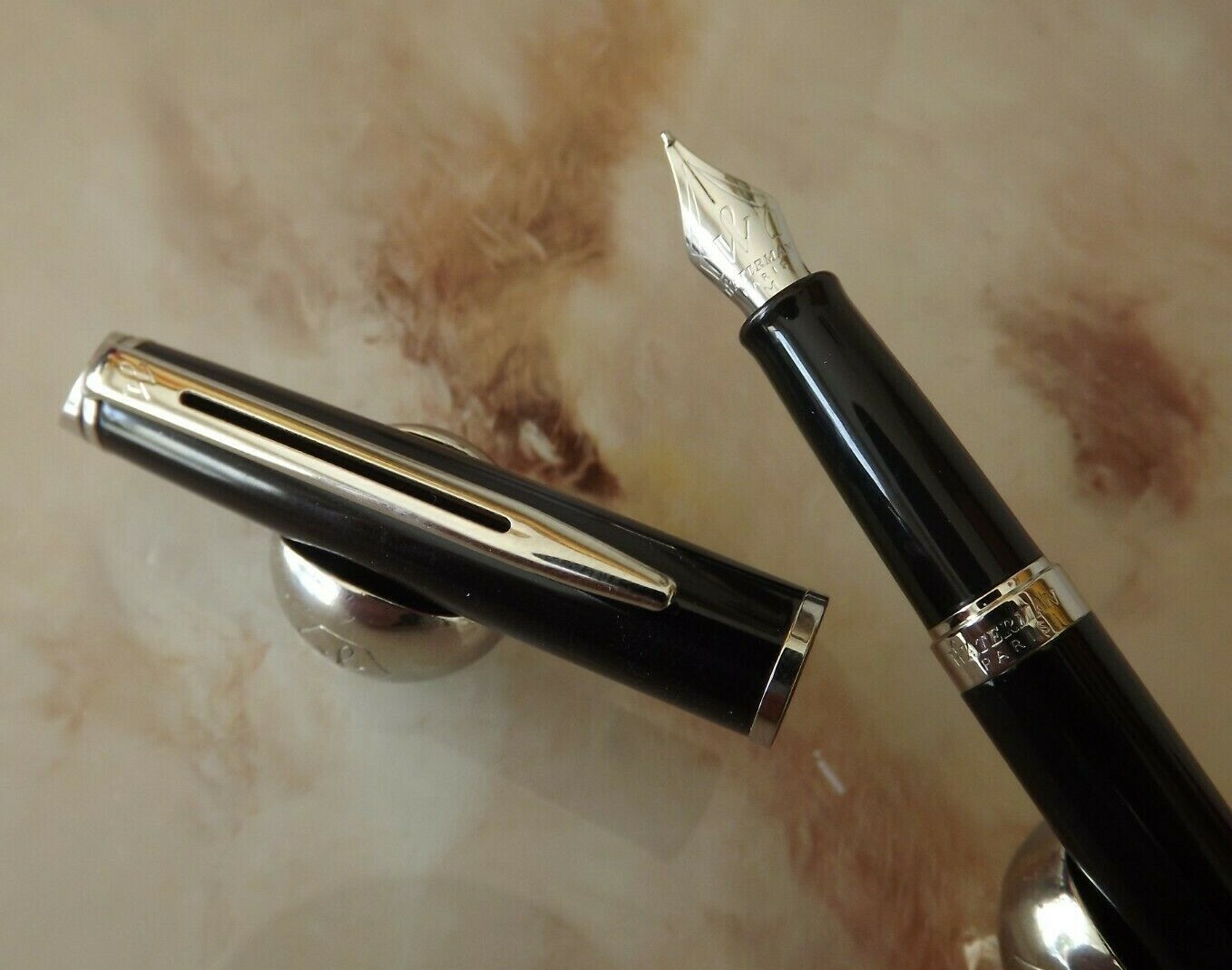 Stylo plume Waterman Hémisphère m cadeau d'affaires et écriture de prestige