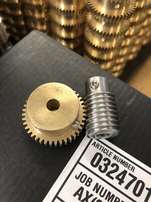 QTY 1 MATCHING BRONZE WORM GEAR SET 40:1 RATIO 32 PITCH 1/4  BORE FROM BOSTON MA