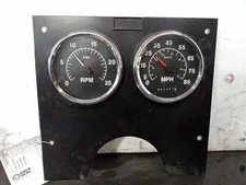 2023426P2 International 9100 Speedometer Cluster (10995763