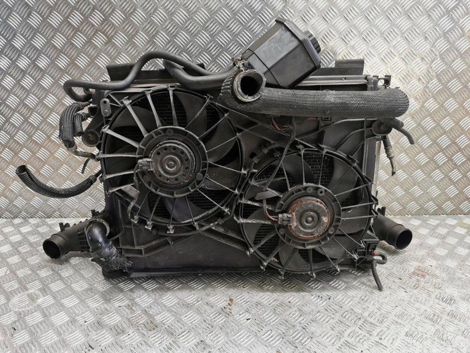 Chrysler 300 - 300C 2007 Diesel Wasserkühler Kühlerdpaket 04598001AG FAU13081 - Image 4 of 4