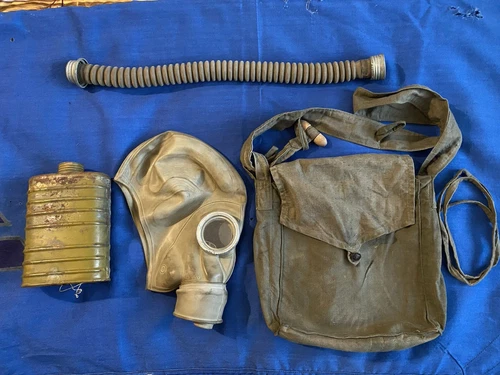 USSR Soviet Russian WW2 Red Army gas mask MO-2 in original bag.