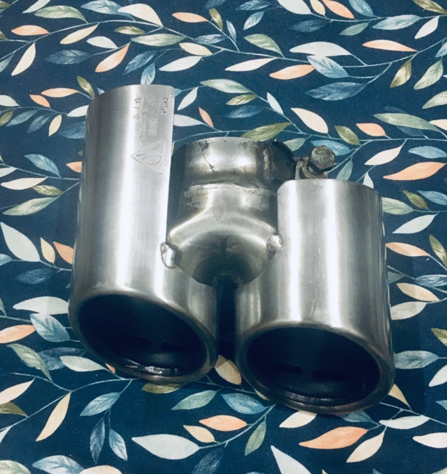 Punta de escape Porsche 911 997 Carrera (izquierda) Foto 4 de 4